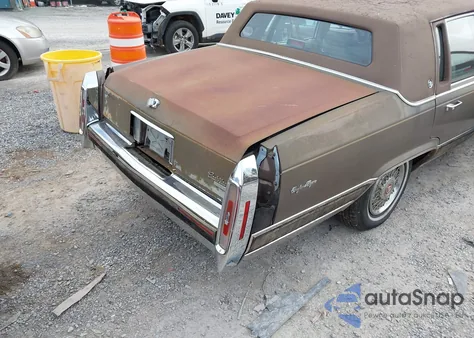 1990 Cadillac Brougham z USA, uszkodzony, nr VIN 1G6DW547XLR717416